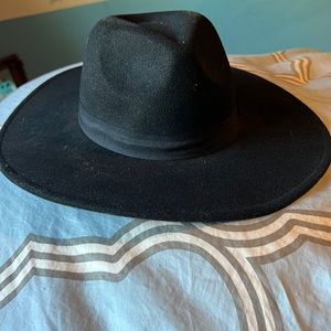 Flat-Brimmed Hat